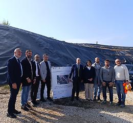 Sopralluogo alla discarica di via Le Lame. Il futuro è iniziato 