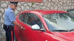 Ruba una Panda e poi rapina una donna a bordo di un'altra auto