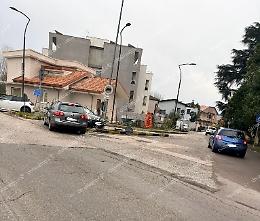 Scontro tra due auto nella parte bassa del capoluogo