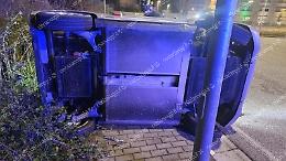 Incidente in minicar, grave il giovane 