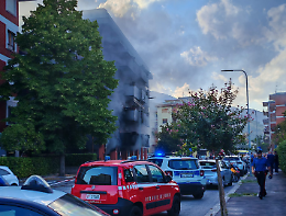 Incendio di via Zamosch, Natale fuori casa