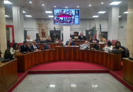 Maggioranza, conta continua