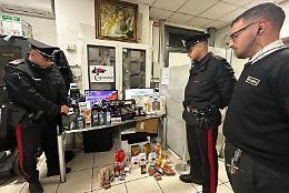 Furto al centro commerciale: arrestate tre persone