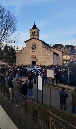 Commosso addio a Simone Girolami