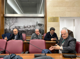 L'opposizione alza il pressing