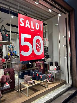 La pioggia non ferma gli acquisti