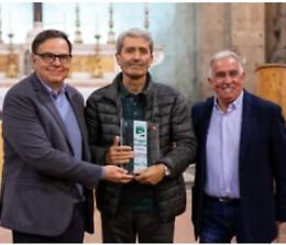 Franco Fiorini conquista tutti con le sue poesie 