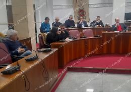 Crisi, ore decisive. Una sola ipotesi di soluzione