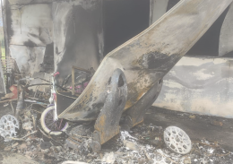 Incendio in casa, barboncino salvato dai carabinieri 