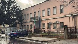 Detenuti incendiano una sezione del carcere