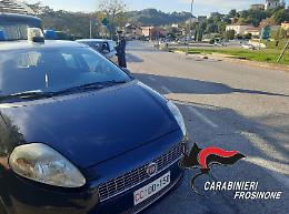 Vaga nei pressi di abitazioni senza ragione. Foglio di via obbligatorio