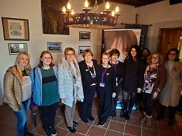 Riflettori sulla fibromialgia: sintomi, diagnosi e cure