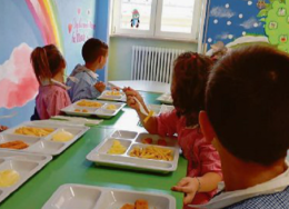 Mensa, cambia il gestore