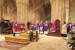 Nell'abbazia di Casamari l'ultimo saluto a dom Ugo Tagni e padre Federico Farina 