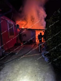 Caldaia a biomassa in fiamme, esplode l'incendio