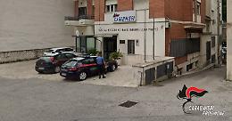 Officina abusiva, violazioni amministrative e non solo. Una denuncia 