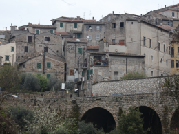 Rischio crolli, famiglie evacuate