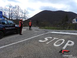 Rissa fuori da un locale: scatta il Daspo "Willy" per sei giovani 