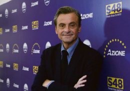 Calenda: &laquo;Basta con Destra e Sinistra. C&rsquo;&egrave; bisogno di competenze&raquo;