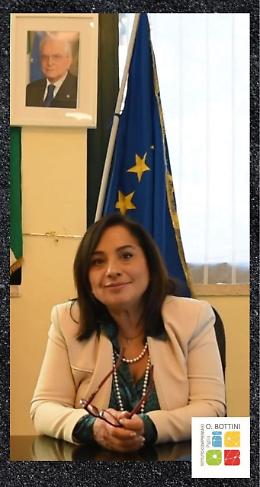 Lutto nel mondo della scuola,  addio alla dirigente Isa Paola Olivieri