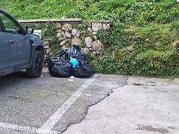 Controlli serrati contro l'abbandono dei rifiuti: individuato un uomo