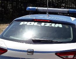 Con un martello di 35 cm in auto: denunciato un trentenne