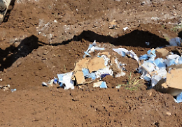 Smaltimento illecito di rifiuti: sequestrata un&rsquo;area industriale, tre denunciati
