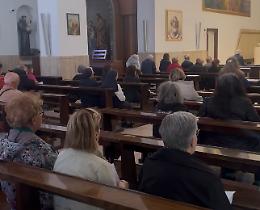 Le comunit&agrave; rispondono. Tanti fedeli in preghiera