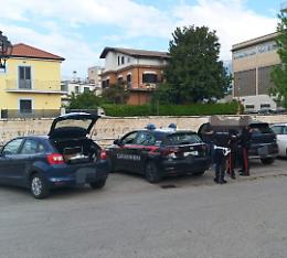 Incendiati gli interni di un'auto: indagini in corso