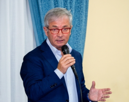 Fondi per gli eventi natalizi, Parisi in pressing