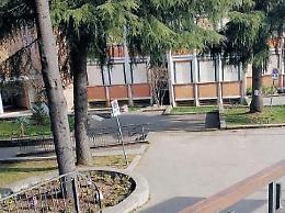 Furto con scasso all'ex “Alighieri ”: rubati tablet per la didattica a distanza