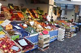 Paliano, mercato settimanale: riaprono i banchi di generi alimentari