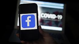 Non rispetta le norme e viene multato: con gli amici insulta l'Arma su Facebook