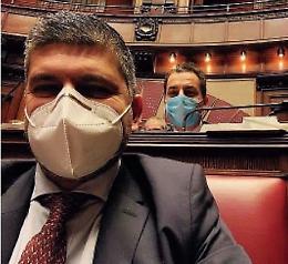 Bagarre alla Camera: Zicchieri nega di avere sputato in aula e fa chiarezza