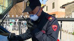 Evade dai domiciliari per tre volte: beccato nella notte, finisce in carcere