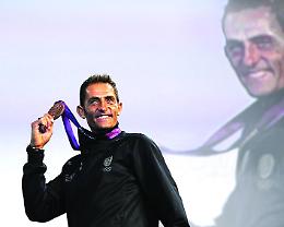 We Run Togheter, Fabrizio Donato da Papa Francesco