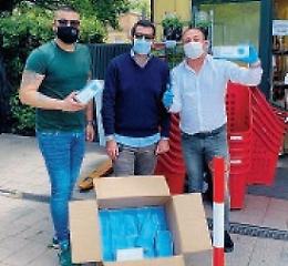 Va al Conad ma non deve fare la spesa... Regala 750 mascherine ai dipendenti