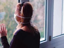 Sindrome della capanna, la paura di uscire dopo il lockdown: come affrontarla