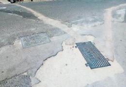 Passa la fibra ottica...ma non l'asfalto: strade 'martoriate' e disagi