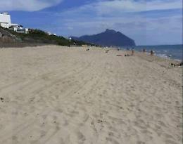 Spiagge libere, si parte con il servizio di prenotazione: tutte le informazioni