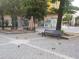 Rissa in piazza, tra urla insulti e botte: è la seconda avvenuta in pochi giorni
