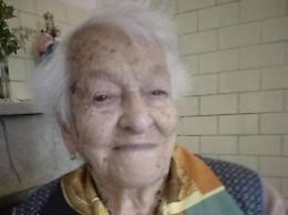 La mitica nonna Mena spegne 103 candeline tra l'affetto della sua comunità