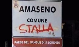 Cartello imbrattato all'ingresso del paese: è caccia ai vandali