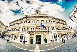 Taglio parlamentari: con 345 in meno l'Italia sarebbe fanalino di coda in Europa