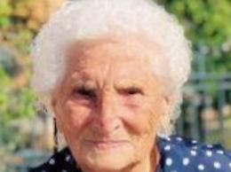 Nonna Rosolina spegne 100 candeline: una festa piena d'amore per la storica balia