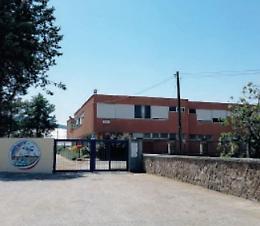 Il tetto della scuola media sarà messo in sicurezza: approvato il progetto