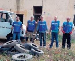 Alatri, ripulito il campo delle Fraschette: raccolte centinaia di pneumatici