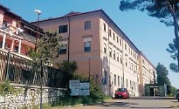 Centro Covid per i tamponi pediatrici: così si controlla la situazione nelle scuole