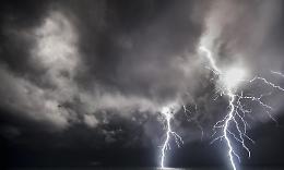 Maltempo, peggioramento in arrivo: scatta una nuova allerta meteo