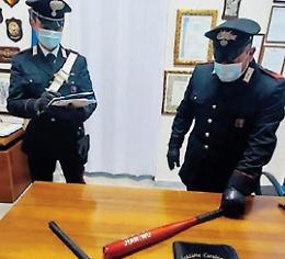Rissa a suon di bastonate e mazze da baseball: sei giovani denunciati